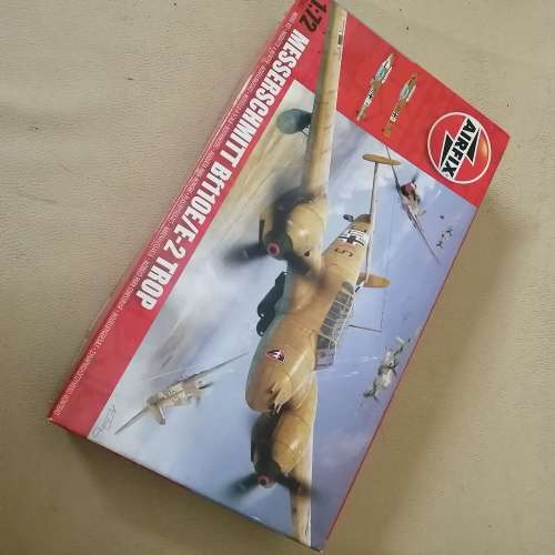 Messerschmitt Bf110E Building Model (New in box)