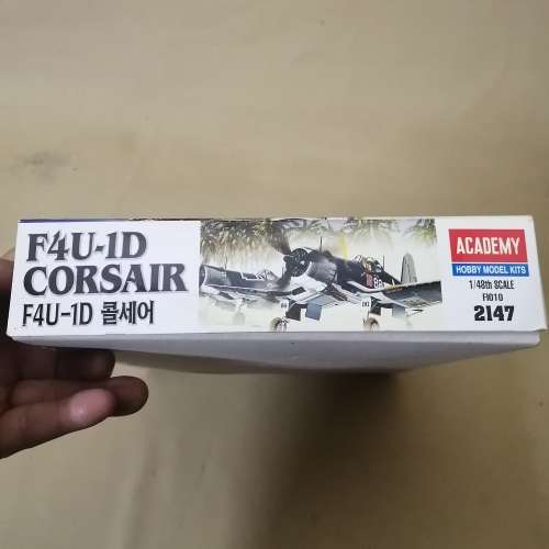 F4U-1D Corsair building model (new in box)