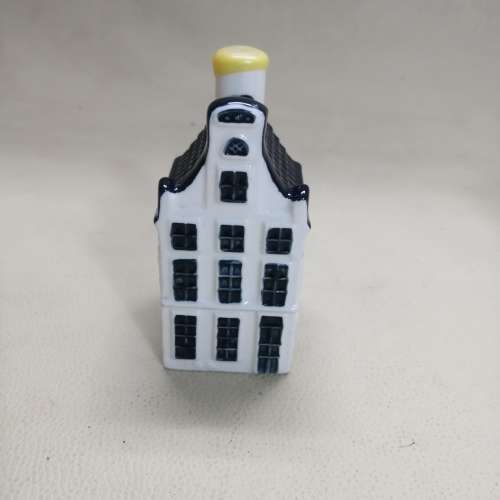 KLM BOLS DELFT HOUSE NO 19 (SEALED FULL, GOOD CONDITION)