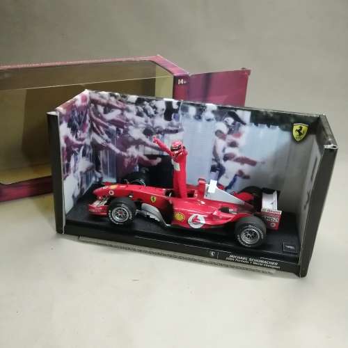 LIMITED EDITION MICHAEL SCHUMACHER 1/18 BOXED FERRARI (MINT COND)