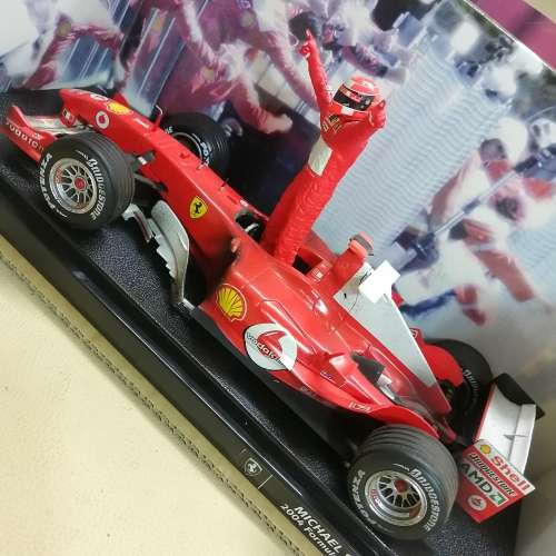 LIMITED EDITION MICHAEL SCHUMACHER 1/18 BOXED FERRARI (MINT COND)