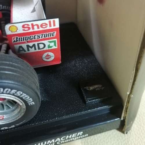 LIMITED EDITION MICHAEL SCHUMACHER 1/18 BOXED FERRARI (MINT COND)