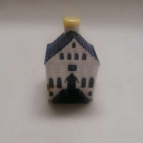 KLM BOLS DELFT HOUSE NO 4 (SEALED FULL, GOOD CONDITION)