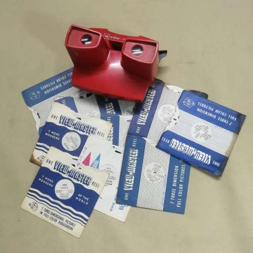 HIGHLY COLLECTABLE VINTAGE 3D VIEW MASTER BUNDLE