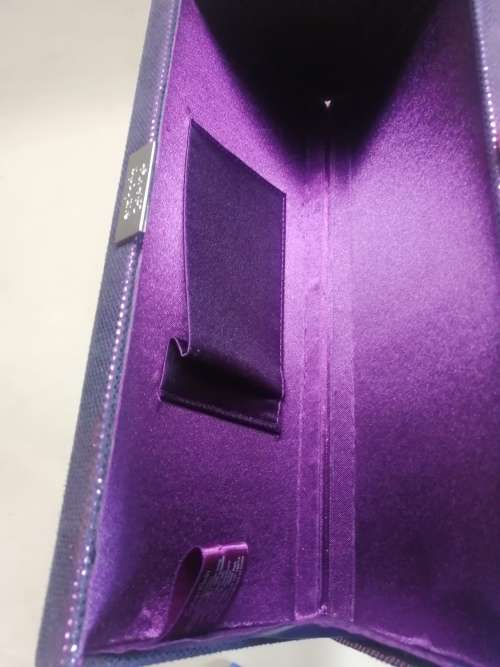 MAGNIFICENT CALVIN KLEIN EUPHORIA CLUTCH BAG - LIKE NEW