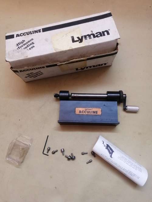 LYMAN ACCU TRIMMER AND ACCESSORIES (NEVER USED STILL NEW)