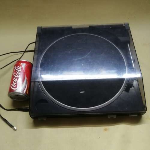SANYO FULLY AUTOMATIC TURNTABLE TP W10