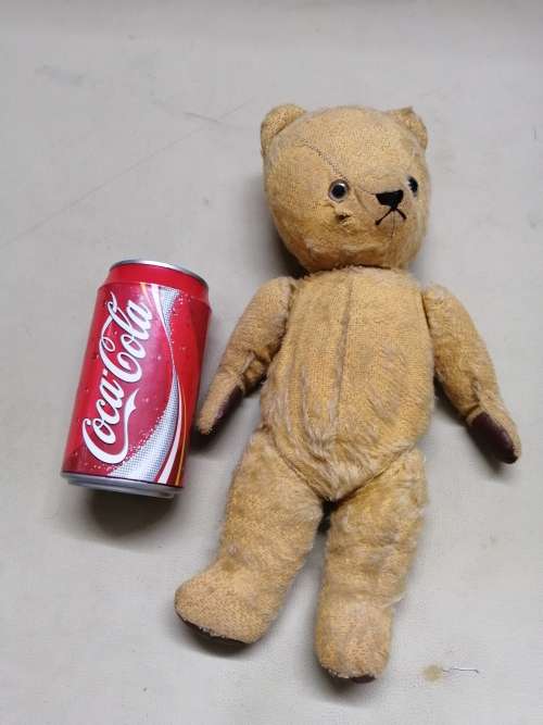 A VERY OLD VINTAGE 33CM TALL GOLDEN MOHAIR ARK BEAR COMPLETELY STUFFED WITH STRAW - RARE SIZE!!