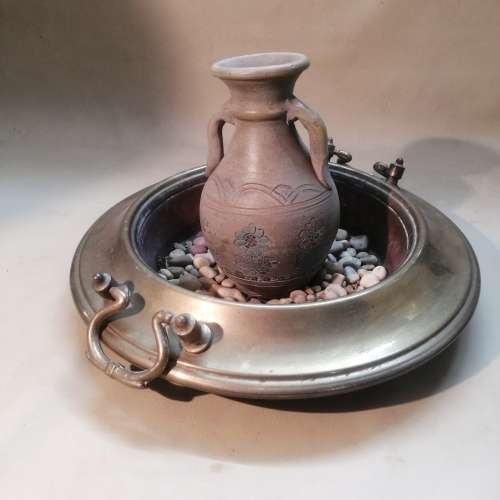 STUNNING SOLID BRASS AND CERAMIC CENTERPIECE