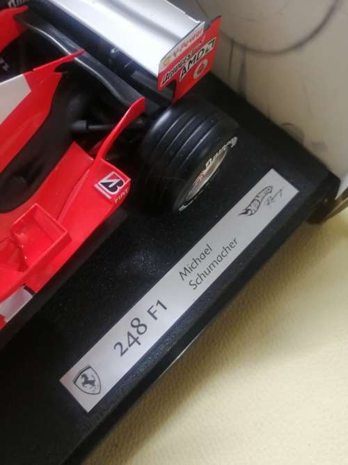 LIMITED EDITION MICHAEL SCHUMACHER FERRARI 248 F1 - HOT WHEELS DIECAST 1/18