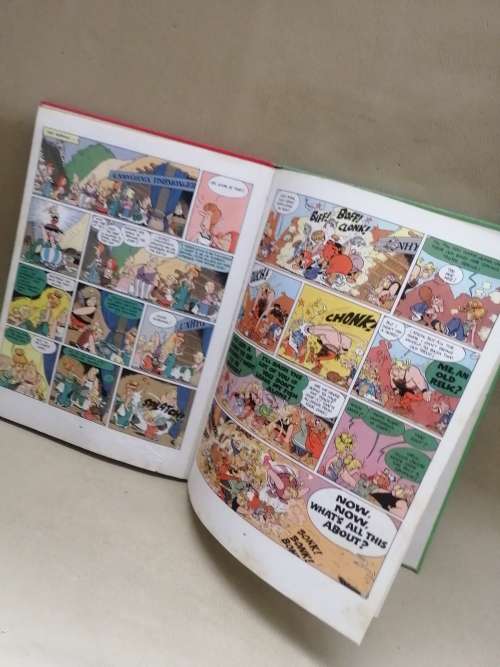 VINTAGE ASTERIX AND THE ROMAN AGENT HARD COVER BOOK