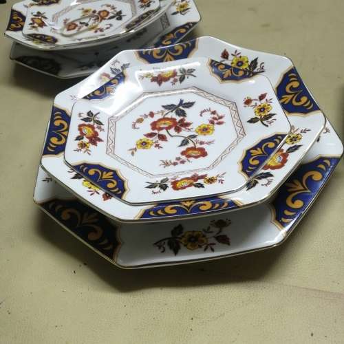 Exquisite!!! VINTAGE Mikasa Fine China `FAR EAST L6104 Octagonal 18 Piece Dinner Set