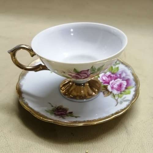 VINTAGE LAMODE FINE CHINA CUP AND SAUCER