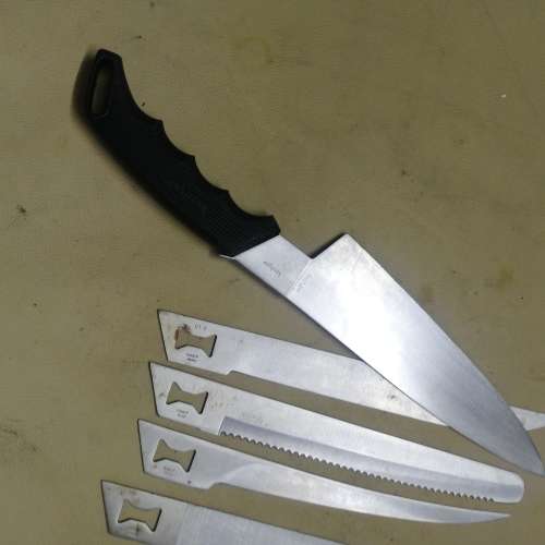KERSHAW KAI BLADE TRADER KNIFE SET 5 BLADES IN CASE