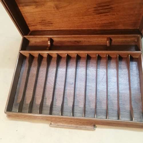 STUNNING HANDCRAFTED SOLID KIAAT CIGAR BOX