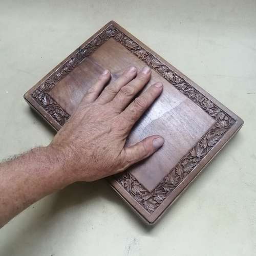 STUNNING HANDCRAFTED SOLID KIAAT CIGAR BOX