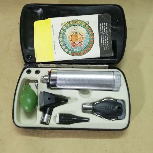 WELCH ALLYN OPHTHALMOSCOPE SET WORKING
