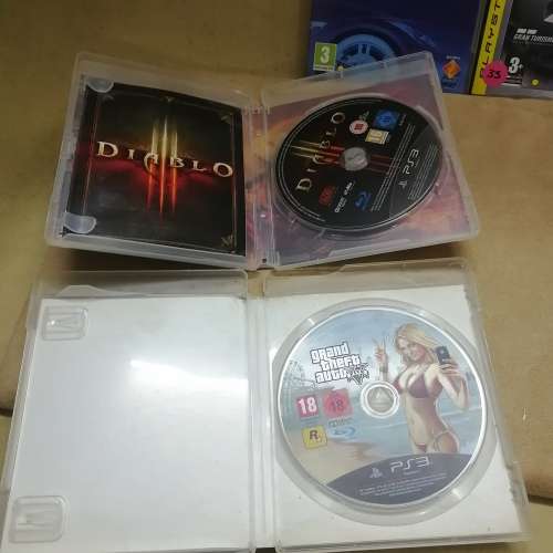 LARGE COLLECTOR SET OF PS3 RACING GAMES