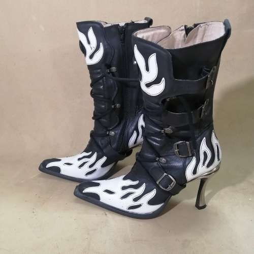 EXQUISITE NEW ROCK MALICIA CUSTOM FLAME BOOTS SIZE 7