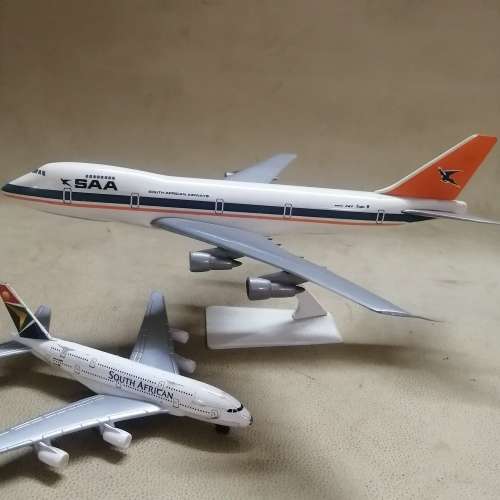 TWO HIGHLY COLLECTABLE SOUTH AFRICAN AIRWAYS MODELS - (THE OLD AND THE NEW)