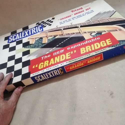 Vintage Scalextric - Expandable `Grande` Bridge (Triang product from the 1960`s)