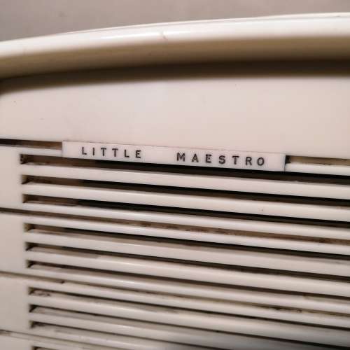 VINTAGE 1945 LITTLE MAESTRO T66/3 PILOT VALVE RADIO - NOT TESTED