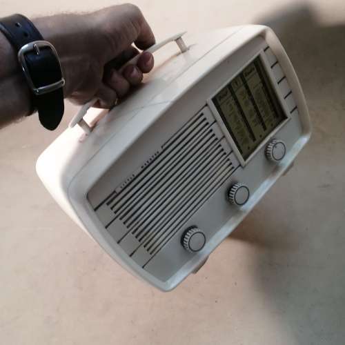 VINTAGE 1945 LITTLE MAESTRO T66/3 PILOT VALVE RADIO - NOT TESTED