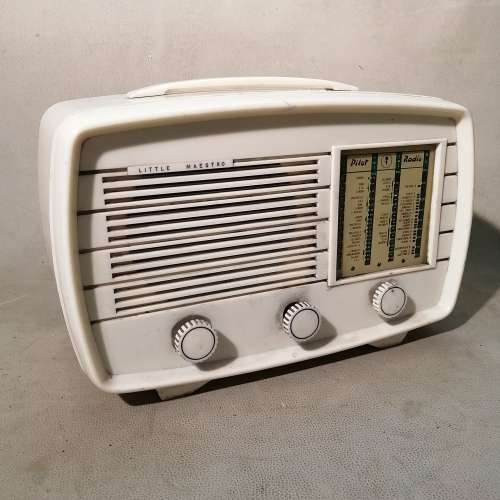 VINTAGE 1945 LITTLE MAESTRO T66/3 PILOT VALVE RADIO - NOT TESTED