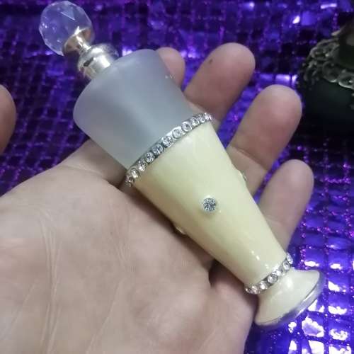MAGNIFICENT CRYSTAL AND FROSTED GLASS PERFUME BOTTLES 3 OF 4