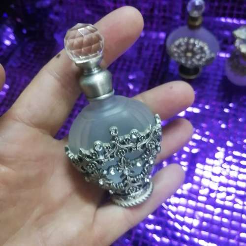 MAGNIFICENT CRYSTAL AND FROSTED GLASS PERFUME BOTTLES 2 OF 4