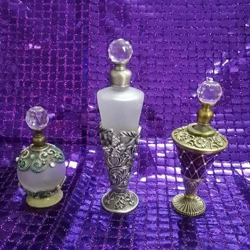 MAGNIFICENT CRYSTAL AND FROSTED GLASS PERFUME BOTTLES 4 OF 4