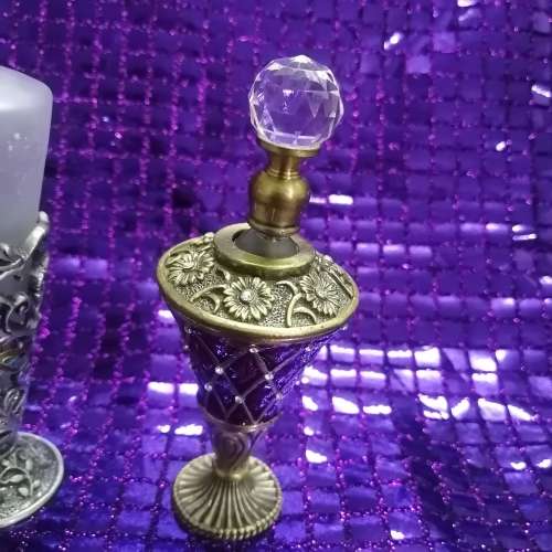 MAGNIFICENT CRYSTAL AND FROSTED GLASS PERFUME BOTTLES 4 OF 4