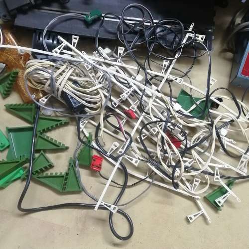 ABSOLUTELY MASSIVE COMPLETE VINTAGE SCALEXTRIC SET 1/32 SCALE
