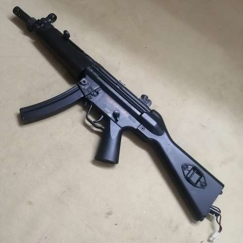 STUNNING HECKLER & KOCH SUBMACHINE GUN BB GUN