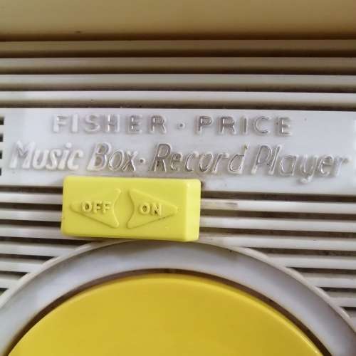 VINTAGE FISHER PRICE MUSIC BOX - RECORD PLAYER (COMPLETE WORKING)