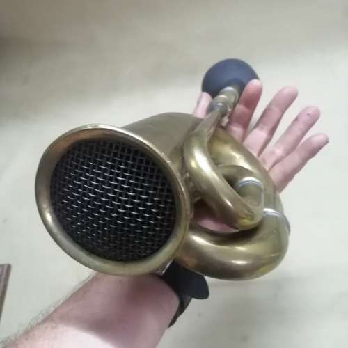 SUPER RARE!! 100% ORIGINAL MODEL T FORD SOLID BRASS HORN - AMAZING WORKING CONDITION