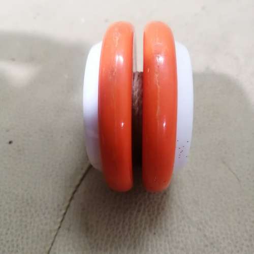 HIGHLY COLLECTABLE VINTAGE FANTA  RUSSELL YOYO - 2 OF 7 YOYOS ON AUCTION