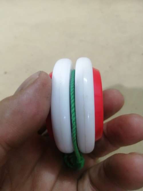 ALMOST FLAWLESS COLLECTABLE VINTAGE COKE RUSSELL YOYO