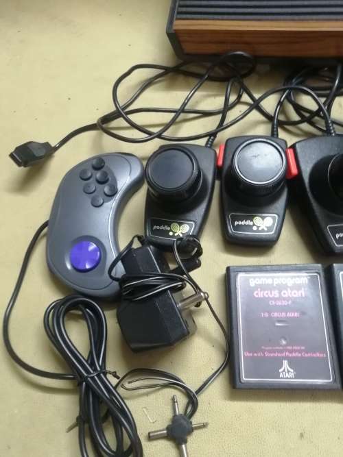 VINTAGE ATARI 2600 BUNDLE 100% COMPLETE WITH GAMES AND EXTRA CONTROLLERS
