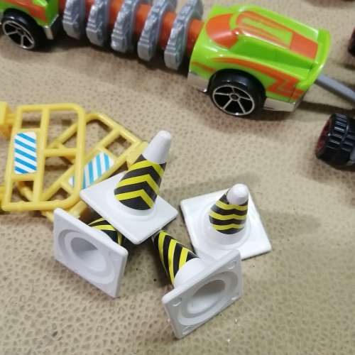 HUGE HOT WHEELS STORAGE TRUCK FILLED ON BOTH SIDES WITH HIGHLY COLLECTIBLE HOT WHEELS CARS