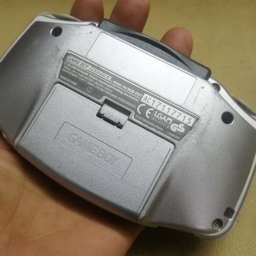 Nintendo Gameboy Advance + Game (100% Complete)