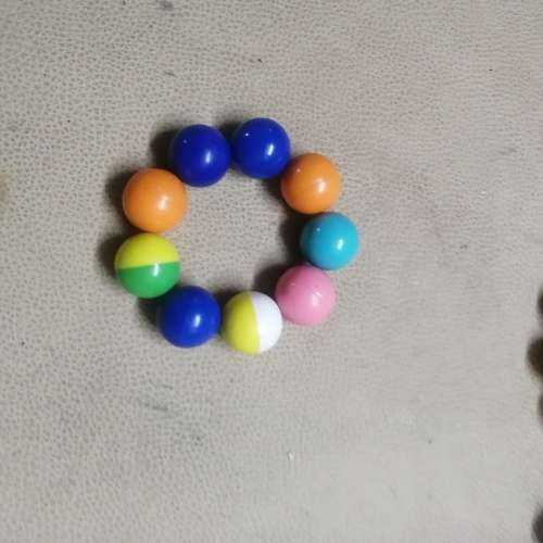 WOW!! MORE THAN 200 GENUINE 1980`S CLICKETS MAGNETIC MARBLES