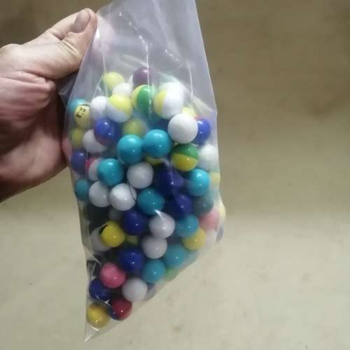 WOW!! MORE THAN 200 GENUINE 1980`S CLICKETS MAGNETIC MARBLES