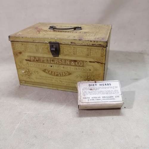 MAGNIFICENT ANTIQUE PETERSEN `ECHTE HUIS APOTEEK` TIN
