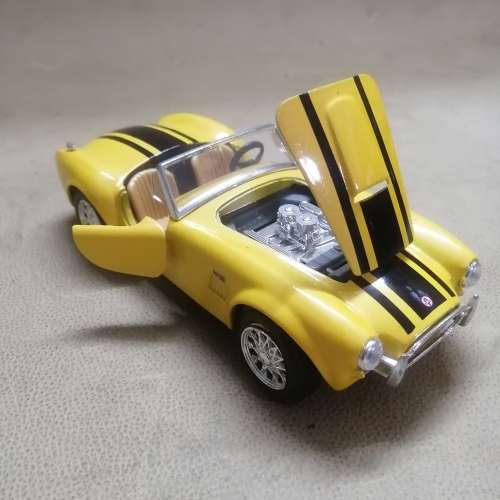 MAISTO - NO 01615 SHELBY COBRA 427 - 1/25 DIE CAST