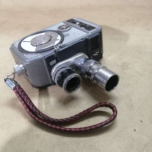 VINTAGE YASHICA 8 MOVIE CAMERA