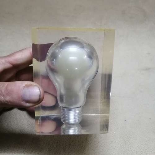 EXQUISITE ORIGINAL POP ART ACRYLIC GLASS GLOW IN THE DARK PAPERWEIGHT SCULPTURE BY PIERRE GIRAUDON