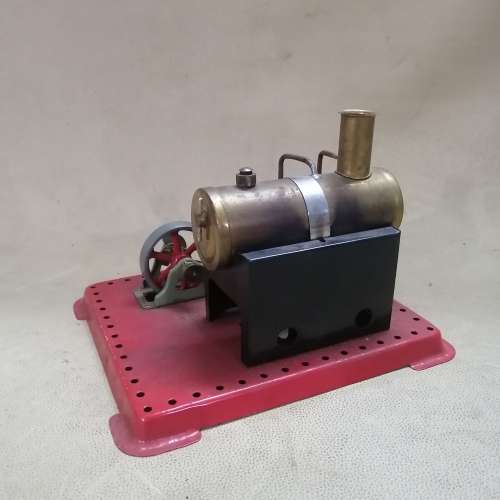 HIGHLY COLLECTABLE VINTAGE MAMOD STEAM ENGINE