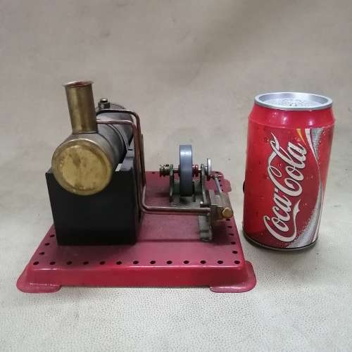 HIGHLY COLLECTABLE VINTAGE MAMOD STEAM ENGINE