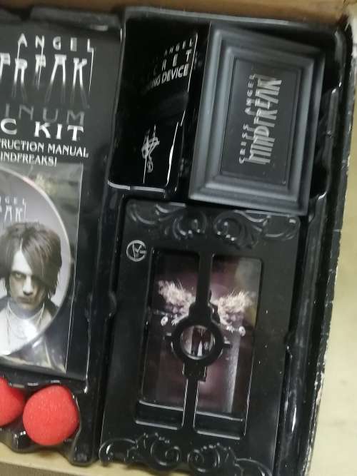 CHRIS ANGEL MINDFREAK OVER 350 MAGIC TRICKS COMPLETE IN BOX
